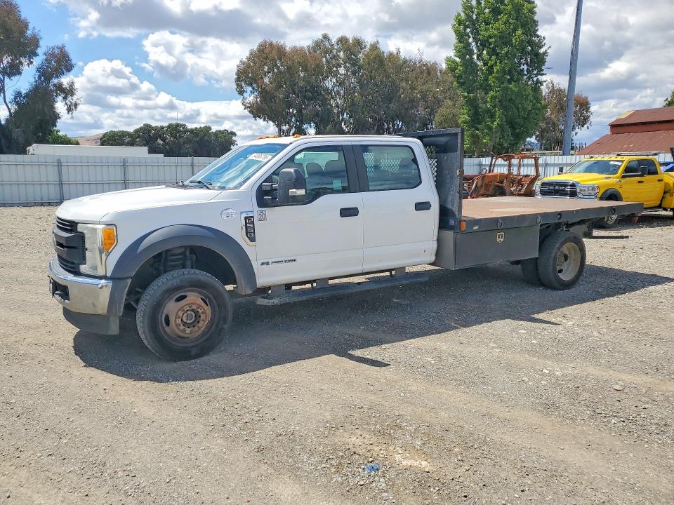 2017 FORD F550 — VIN 1FD0W5HT8HEC33628