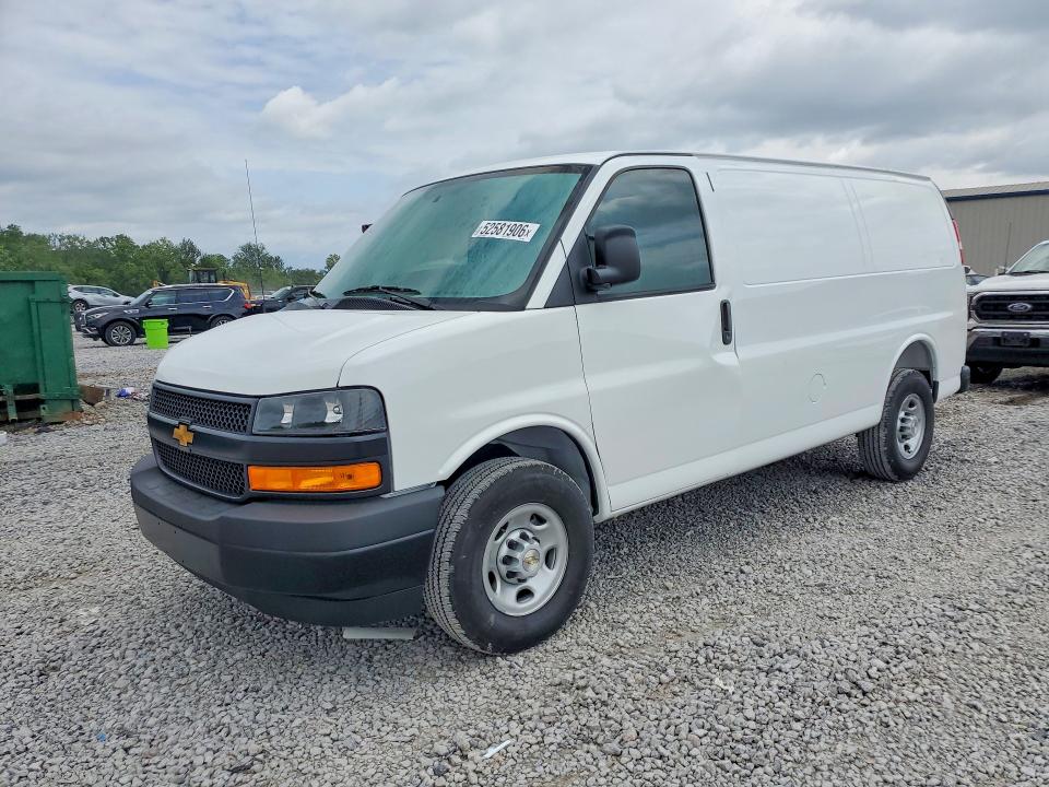 2026 CHEVROLET EXPRESS G2500 — VIN 1GCWGAFP1T1209021