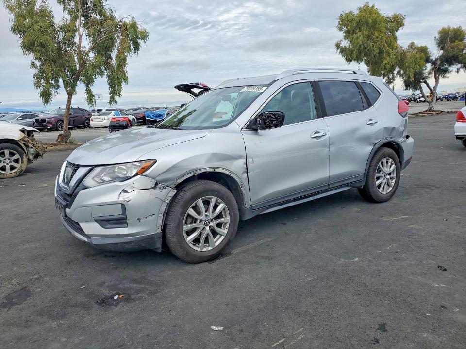 2017 NISSAN ROGUE — VIN KNMAT2MT5HP588962