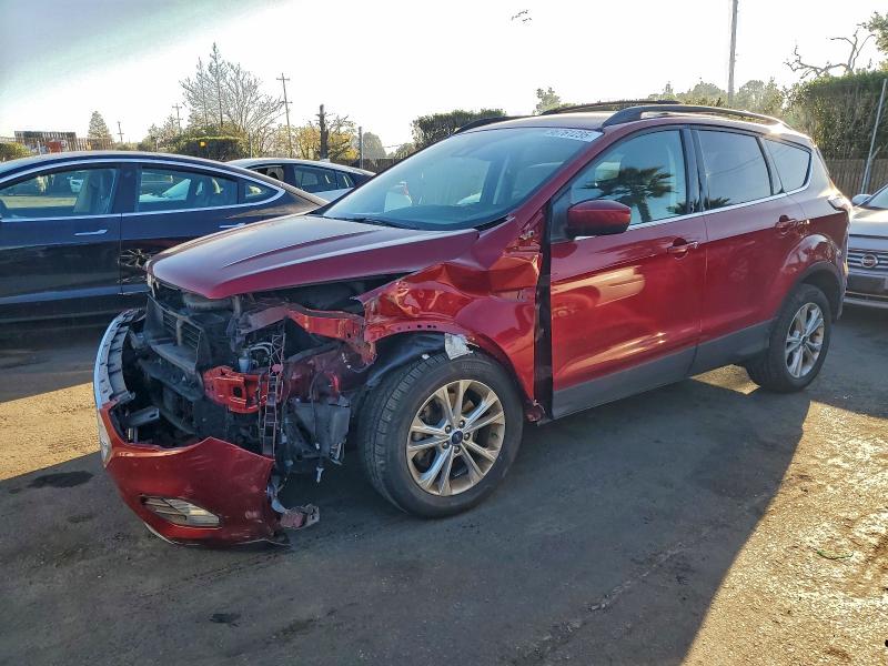 2018 FORD ESCAPE SE — VIN 1FMCU9GD5JUB28075
