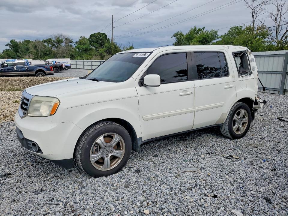 2015 HONDA PILOT — VIN 5FNYF3H57FB010831