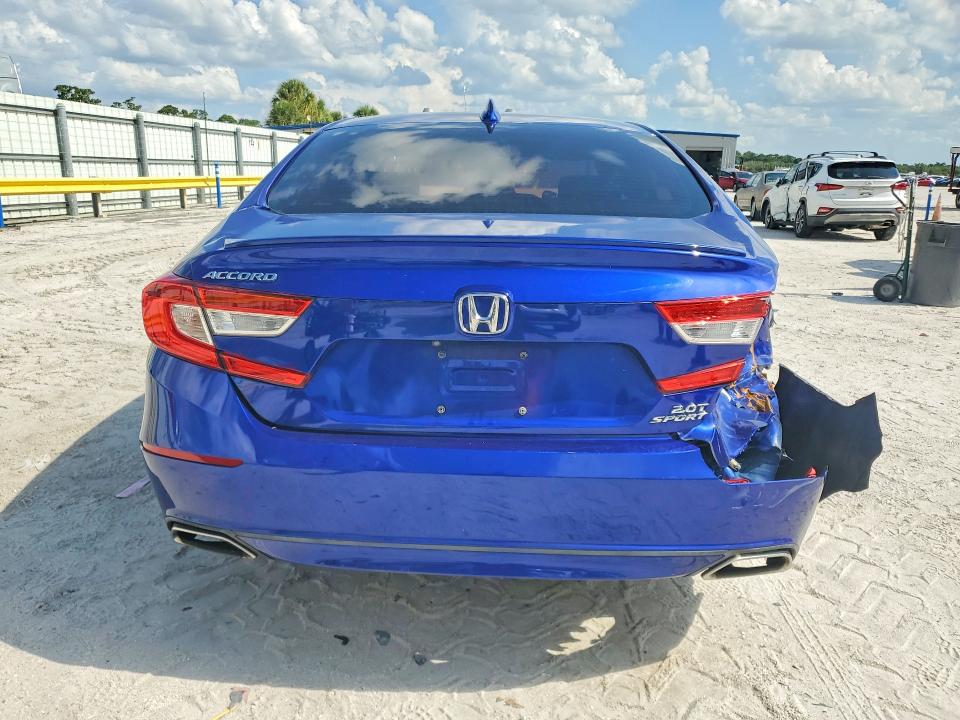 1HGCV2F3XJA044869