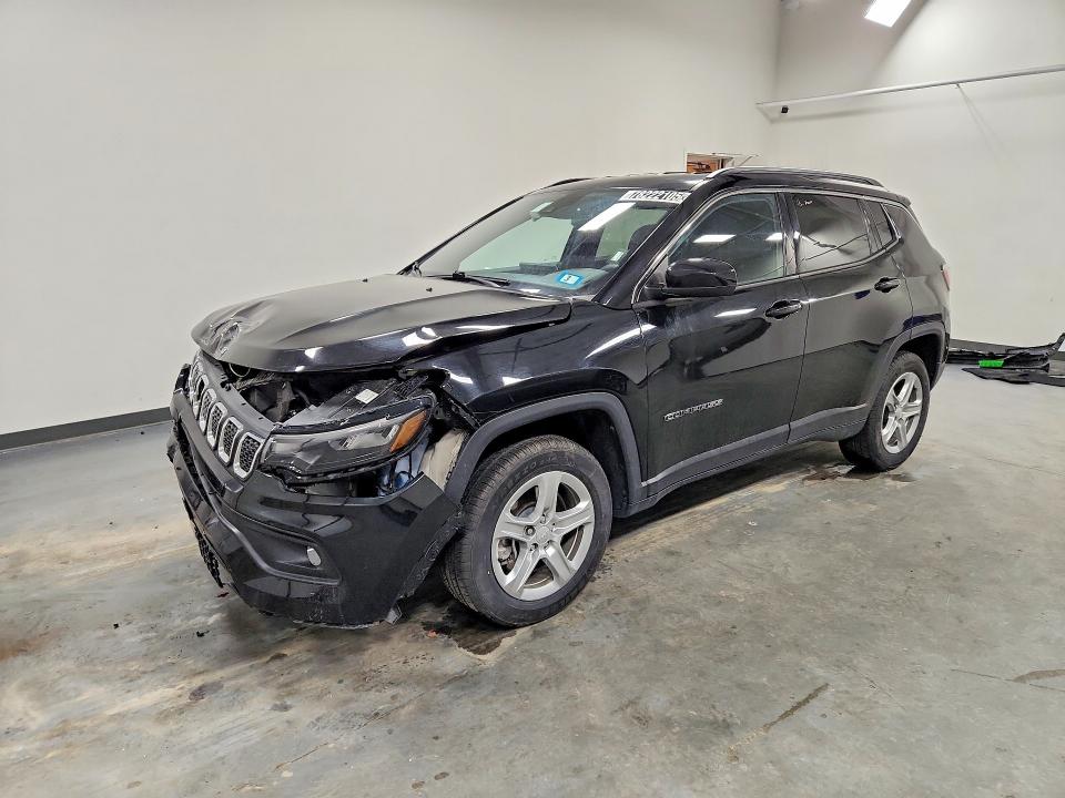2024 JEEP COMPASS — VIN 3C4NJDBN5RT606946