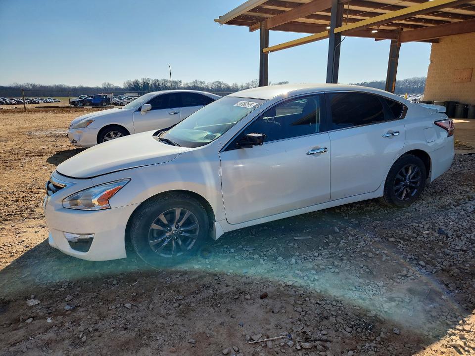 2015 NISSAN ALTIMA — VIN 1N4AL3AP6FC464013