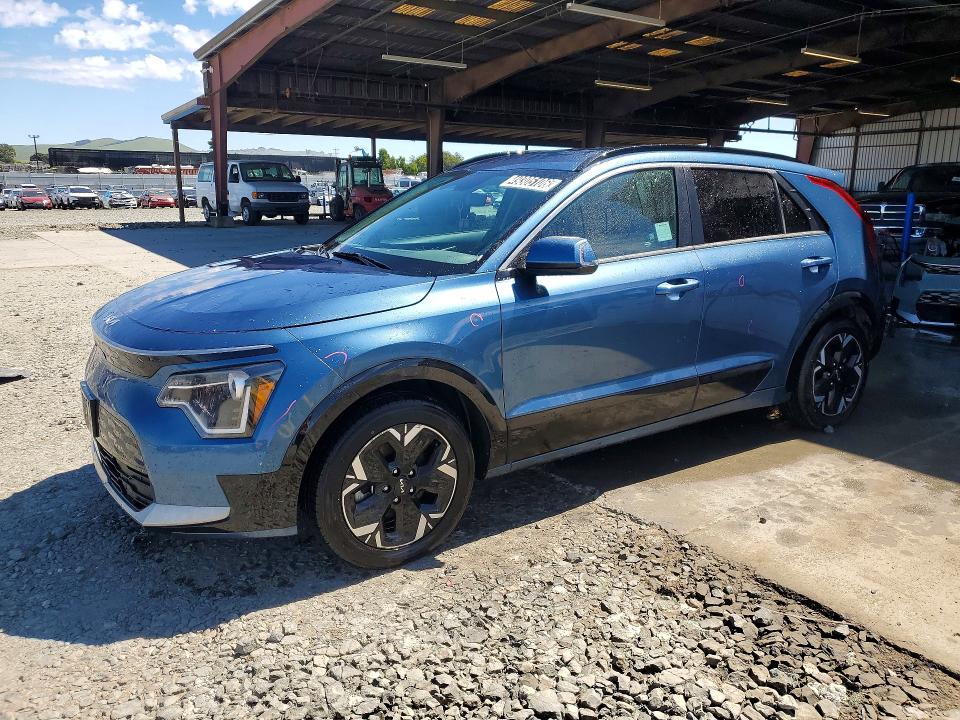 2023 KIA NIRO — VIN KNDCR3L12P5027108