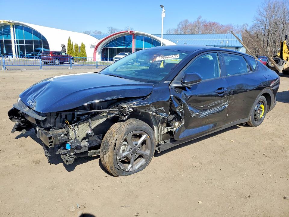 2025 KIA K4 — VIN 3KPFT4DE6SE116974