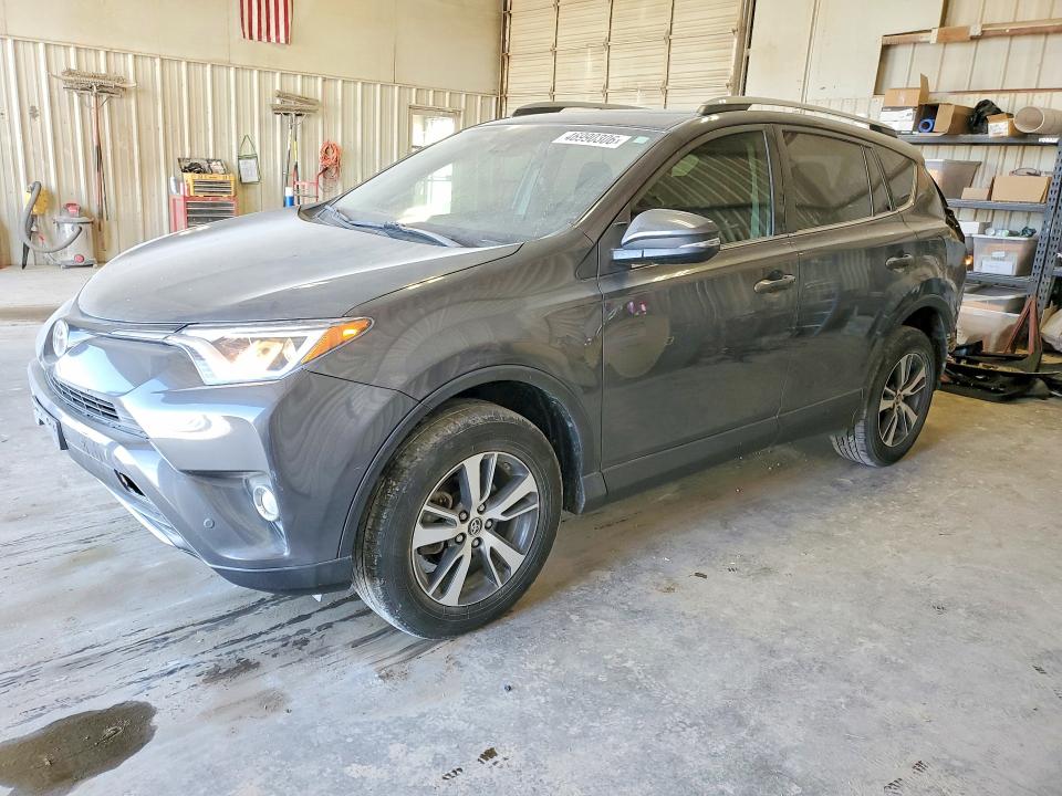 2018 TOYOTA RAV4 — VIN JTMWFREV1JJ183616