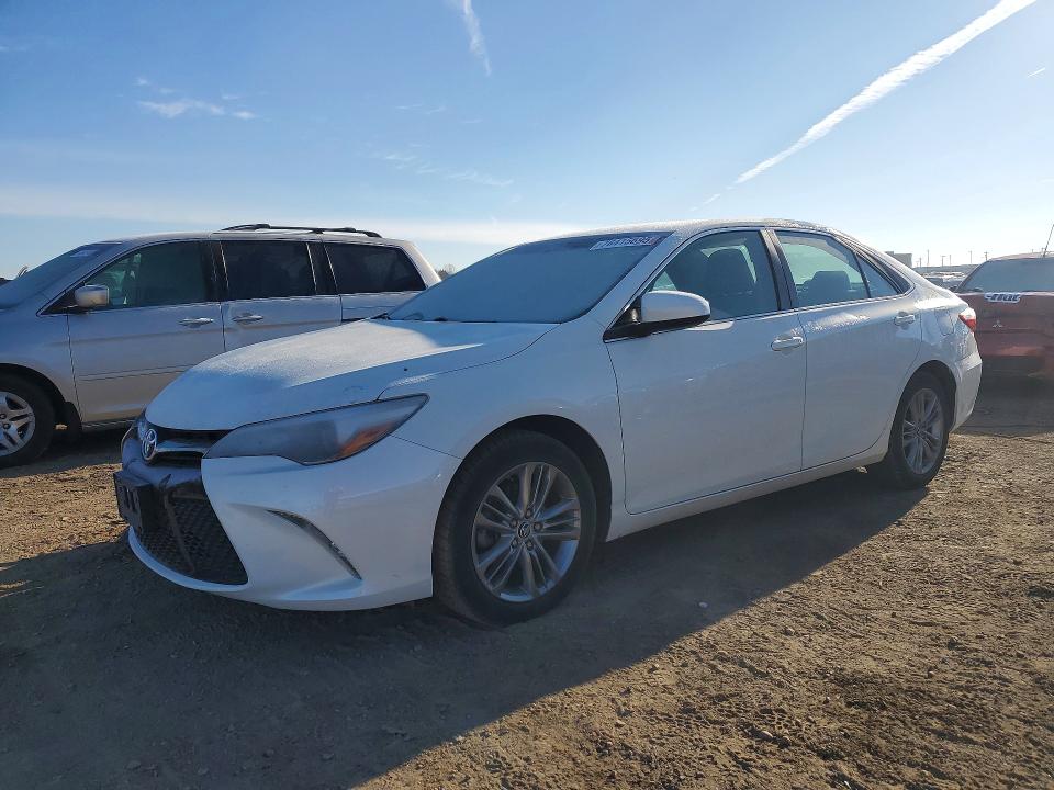 2015 TOYOTA CAMRY — VIN 4T1BF1FKXFU023918