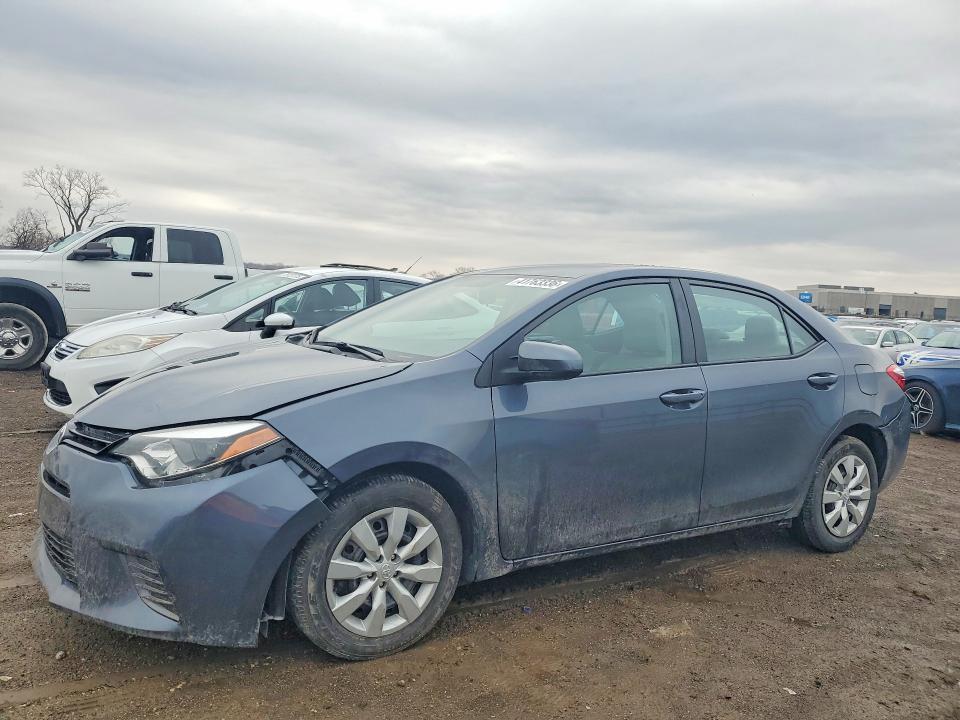 2015 TOYOTA COROLLA — VIN 5YFBURHE7FP274571