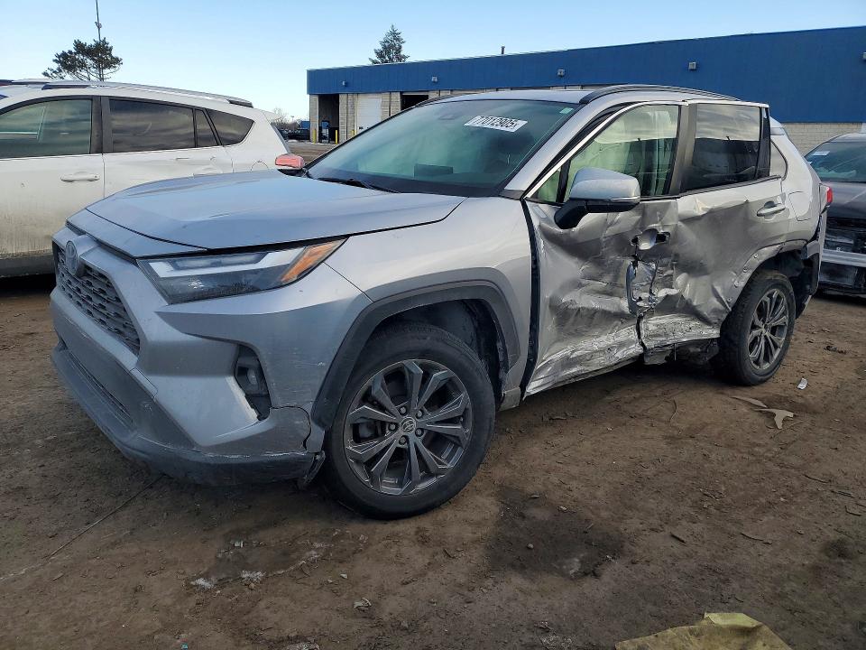 2022 TOYOTA RAV4 — VIN JTMB6RFV0ND060083