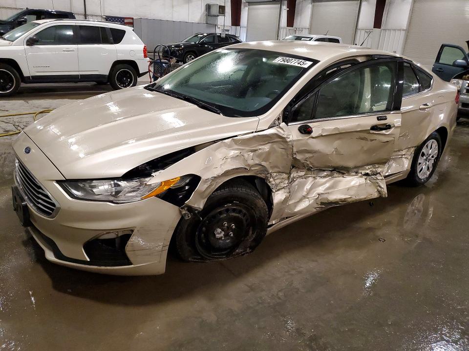 2019 FORD FUSION — VIN 3FA6P0G70KR232213