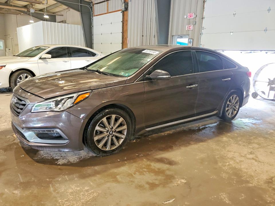 2017 HYUNDAI SONATA — VIN 5NPE34AFXHH481526
