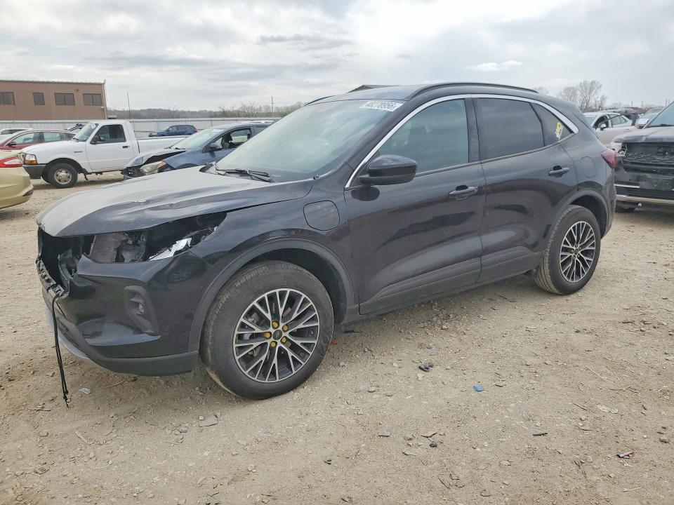 1FMCU0E10RUB62327