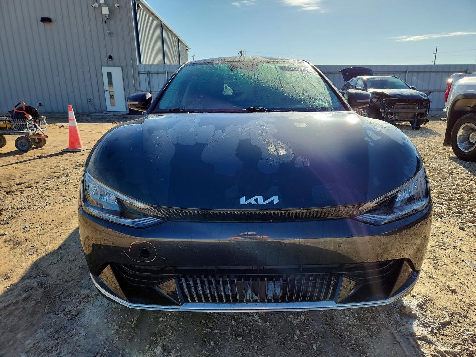 KNDC34LA9R5193510
