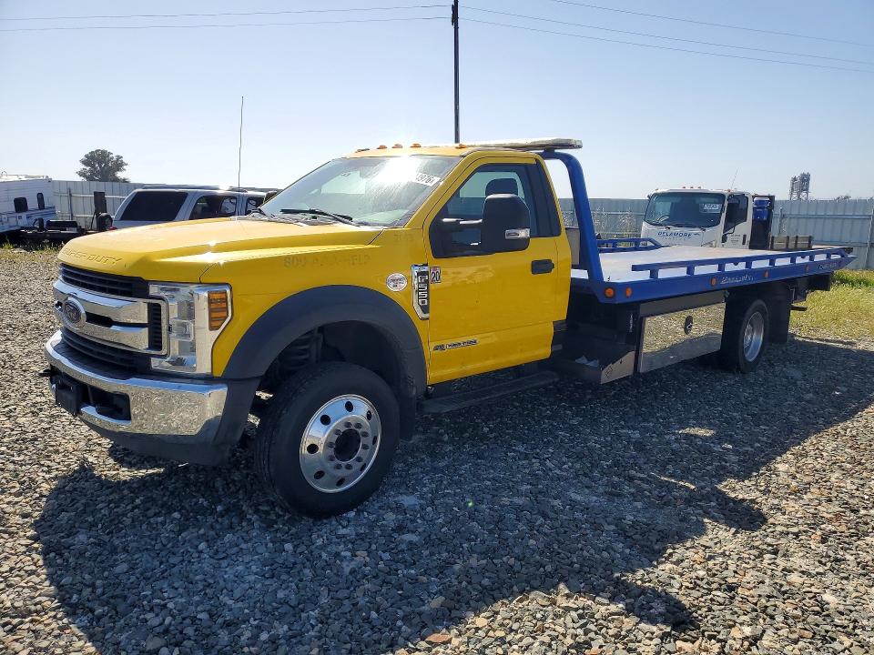 2019 FORD F550 — VIN 1FDUF5GT4KEF91304