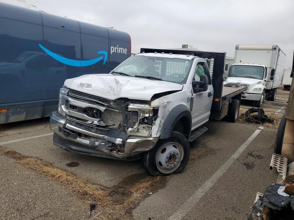 2022 FORD F550 — VIN 1FDUF5HT6NDA04822