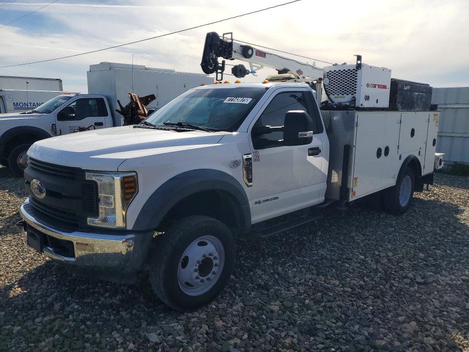 2019 FORD F550 — VIN 1FDUF5GT4KDA18375