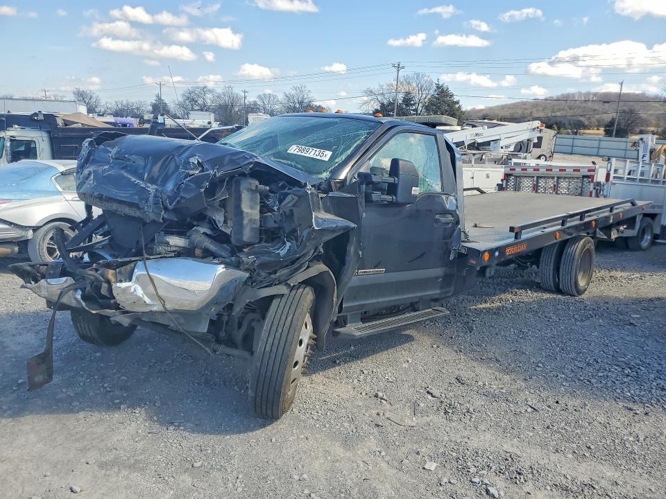 2017 FORD F550 — VIN 1FDUF5GT0HEB38144