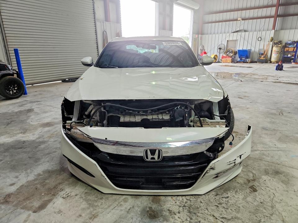 1HGCV1F37KA020136