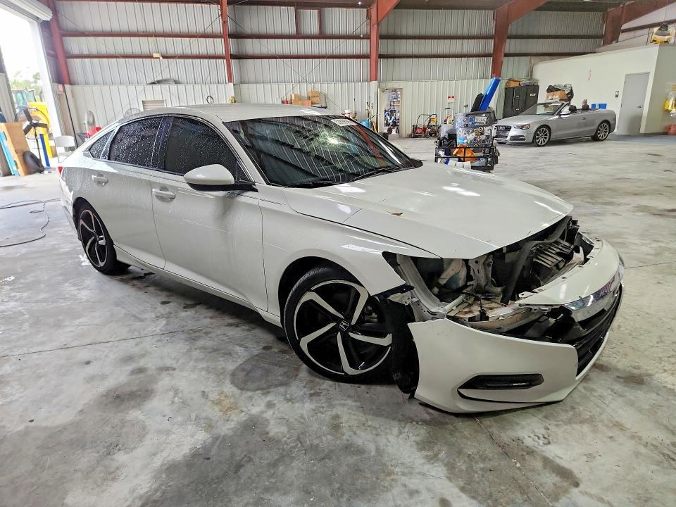 1HGCV1F37KA020136