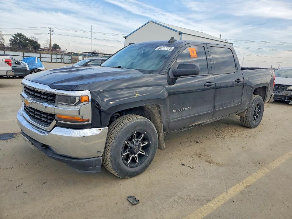 2017 CHEVROLET SILVERADO — VIN 3GCUKREC4HG468808