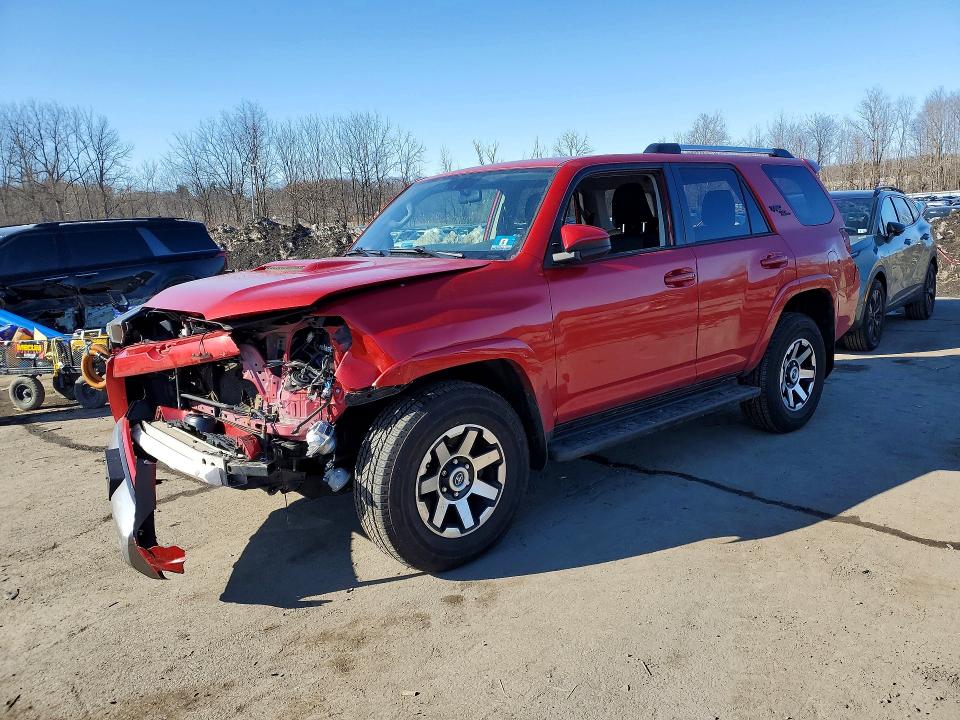2018 TOYOTA 4RUNNER — VIN JTEBU5JRXJ5555206