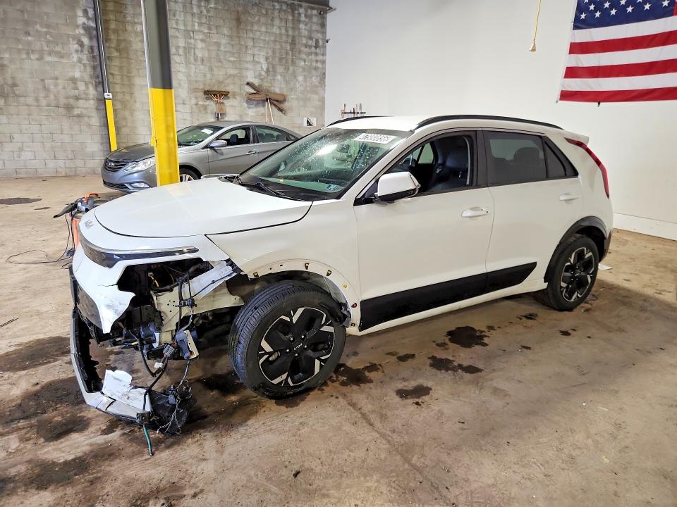 2023 KIA NIRO EV — VIN KNDCR3L14P5071451