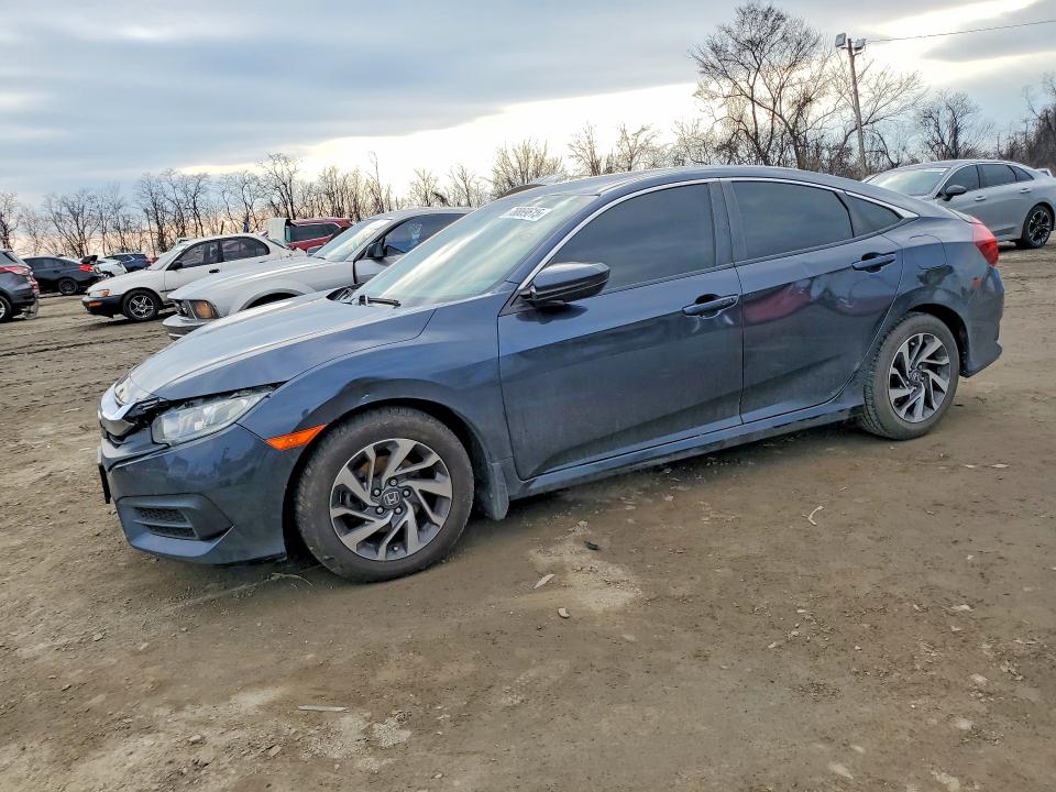 2018 HONDA CIVIC — VIN 2HGFC2F77JH593372