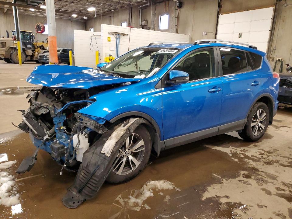 2018 TOYOTA RAV4 — VIN JTMRFREV6JJ215084