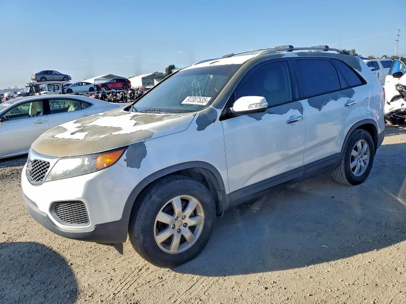 2013 KIA SORENTO LX — VIN 5XYKT4A23DG422173