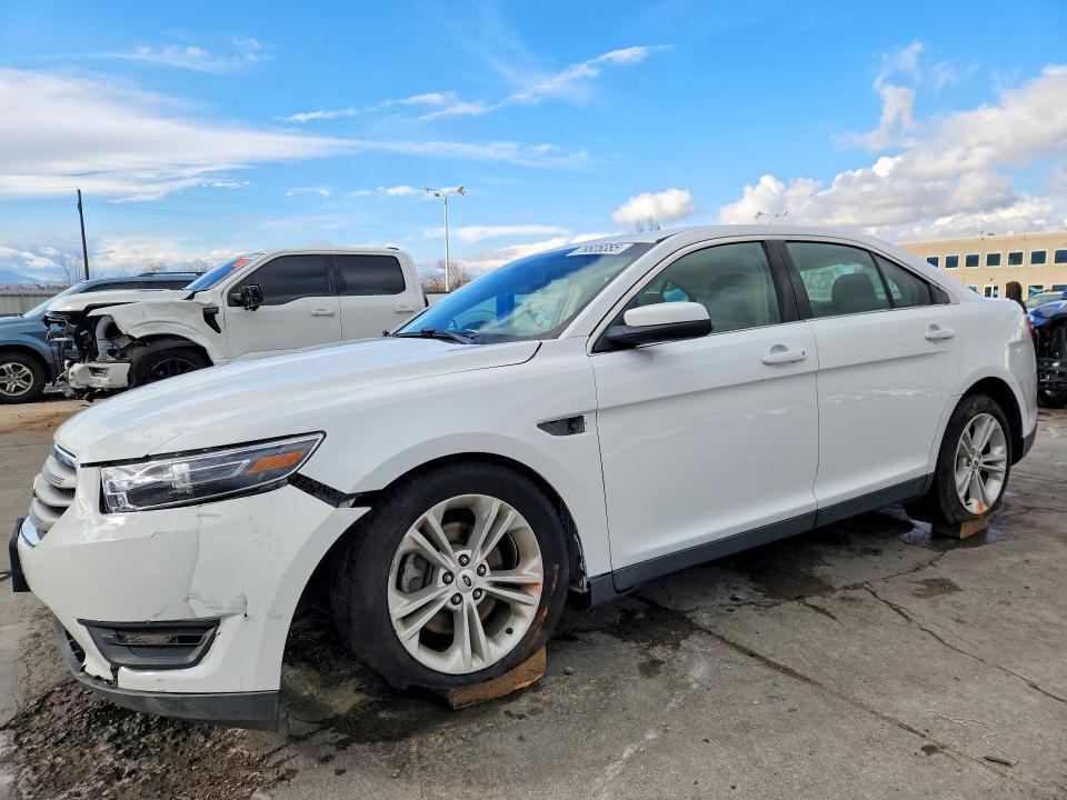 2015 FORD TAURUS — VIN 1FAHP2E86FG192331