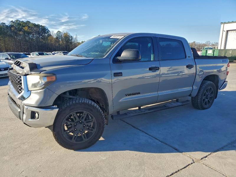 2018 TOYOTA TUNDRA — VIN 5TFDW5F14JX732816