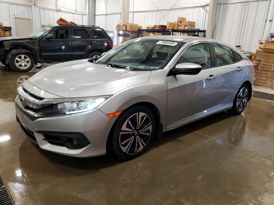 2017 HONDA CIVIC — VIN 19XFC1F3XHE025418