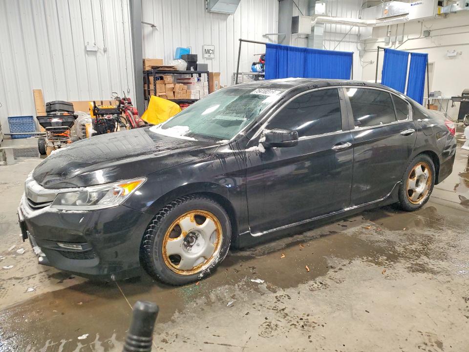 2017 HONDA ACCORD — VIN 1HGCR2E59HA812066