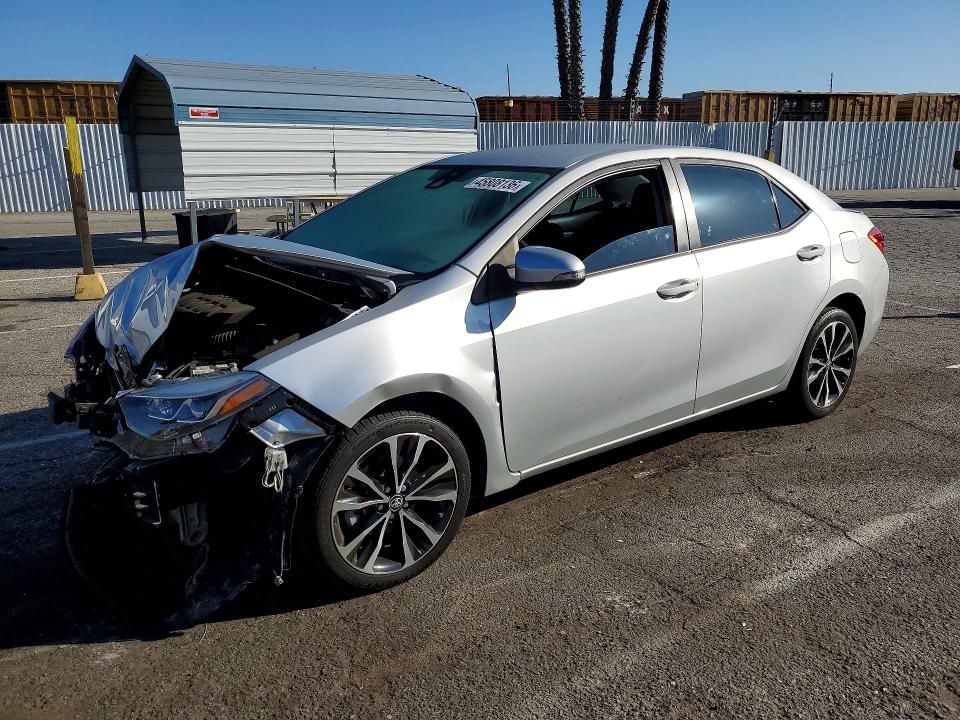 2018 TOYOTA COROLLA — VIN 5YFBURHE2JP784321
