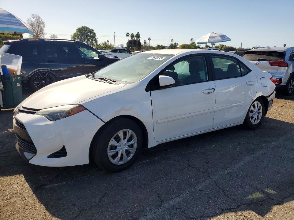 2017 TOYOTA COROLLA — VIN 5YFBURHE0HP704704