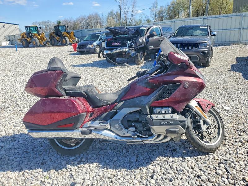 2018 HONDA GL1800 — VIN JH2SC790XJK001813