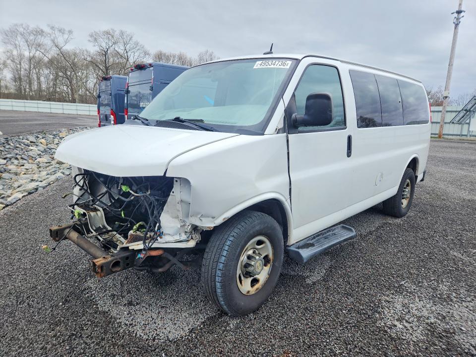 2015 CHEVROLET EXPRESS G2500 — VIN 1GAWGRFF2F1106760