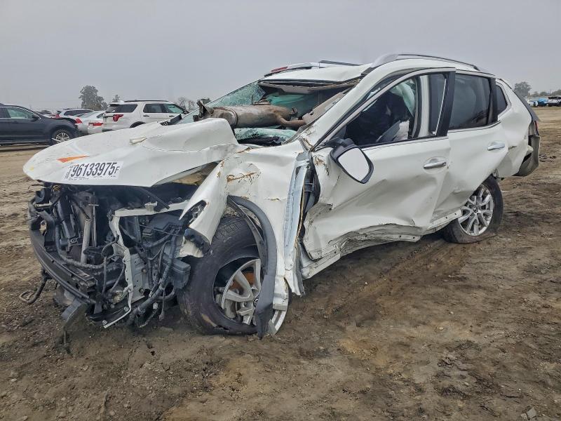 2017 NISSAN ROGUE — VIN JN8AT2MT9HW138273