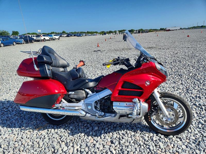 2017 HONDA GL1800 — VIN JH2SC68G9HK500511