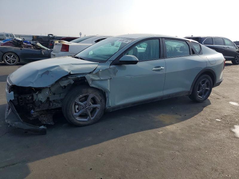 2025 KIA K4 LX — VIN 3KPFT4DEXSE002704