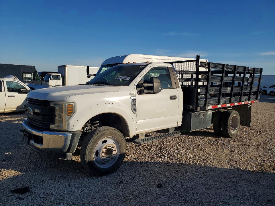 2018 FORD F550 — VIN 1FDUF5GY2JEC26579