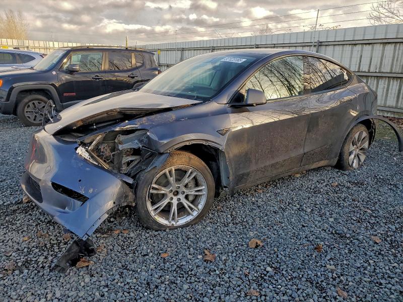 2022 TESLA MODEL Y — VIN 7SAYGAEE5NF522790