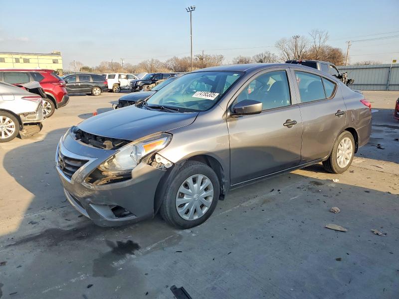 2018 NISSAN VERSA — VIN 3N1CN7AP7JL802300