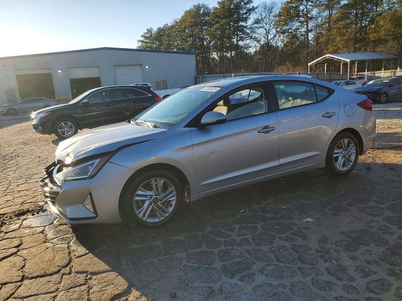 2020 HYUNDAI ELANTRA SE — VIN 5NPD84LF5LH622795