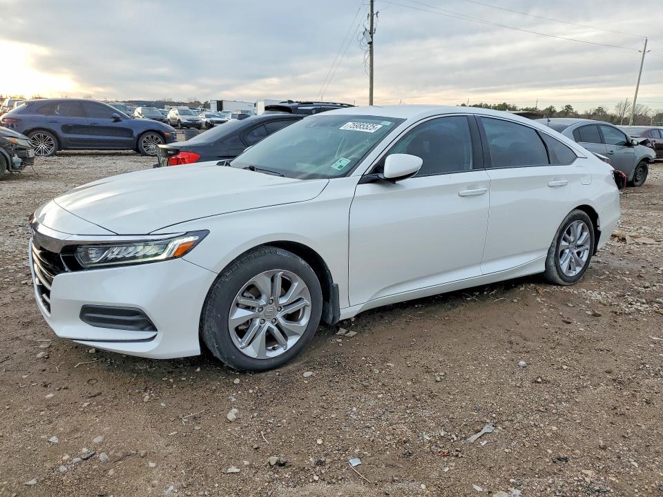 2019 HONDA ACCORD — VIN 1HGCV1F15KA125921