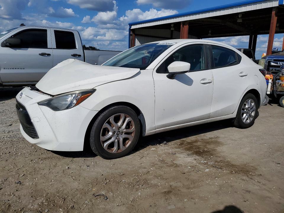 2018 TOYOTA YARIS IA — VIN 3MYDLBYV6JY300767