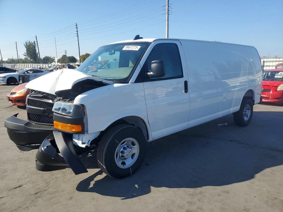2025 CHEVROLET EXPRESS G2500 — VIN 1GCWGBFP4S1260274