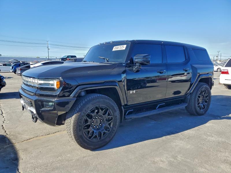 2024 GMC HUMMER SUV — VIN 1GKB0NDE2RU106164