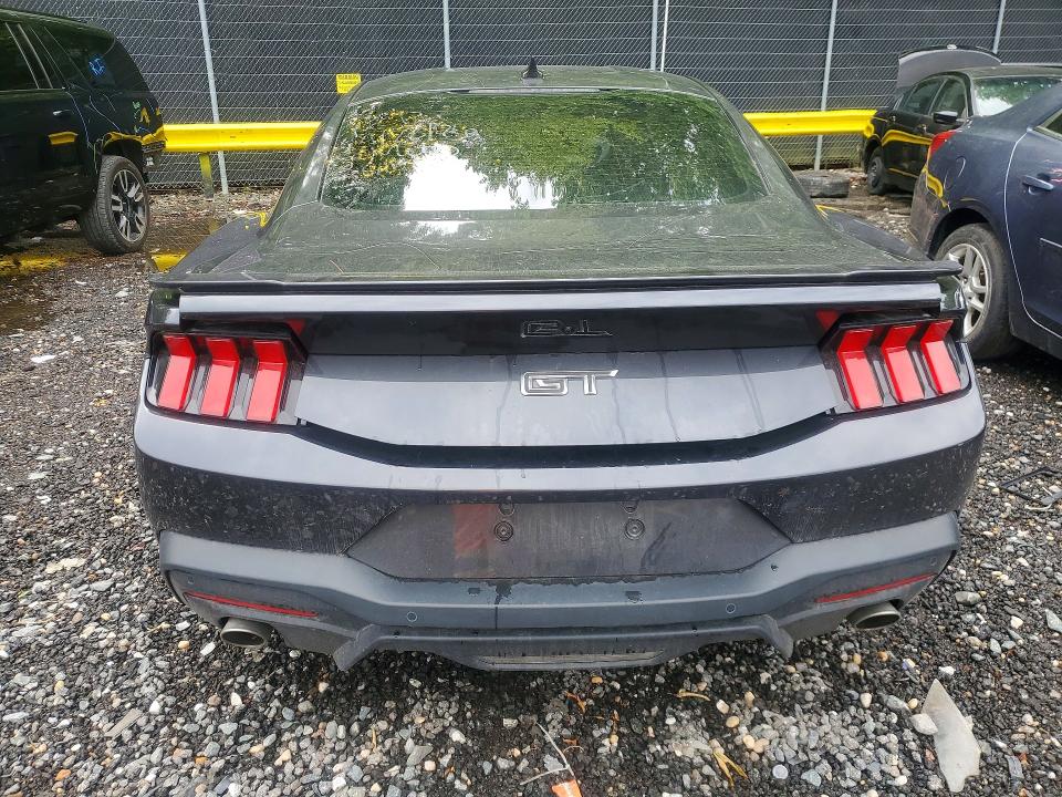 1FA6P8CFXR5411559